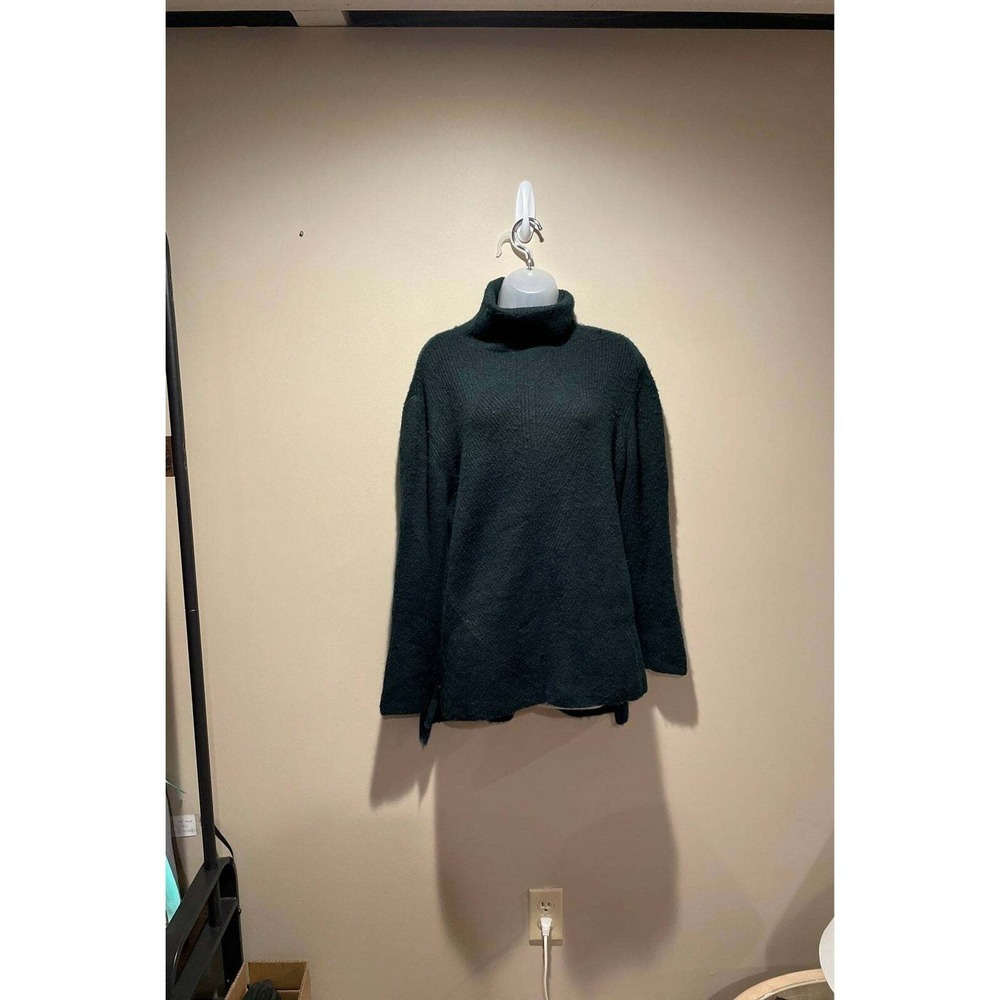 L Sweet Romeo Sweater